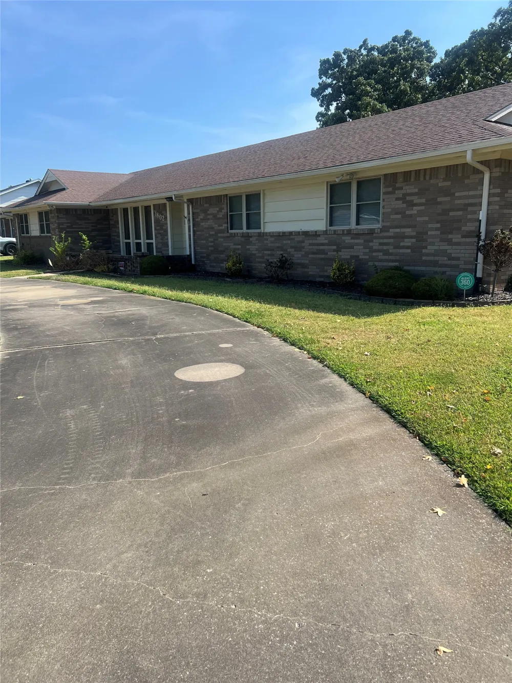 1802 Mockingbird McAlester, OK 74501