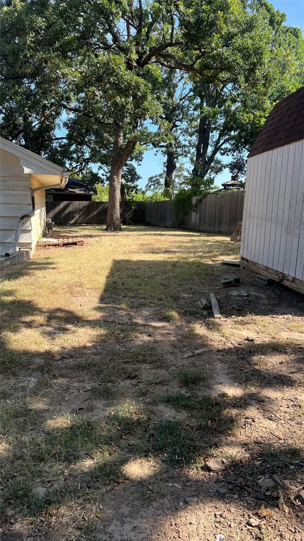 1802 Mockingbird McAlester, OK 74501