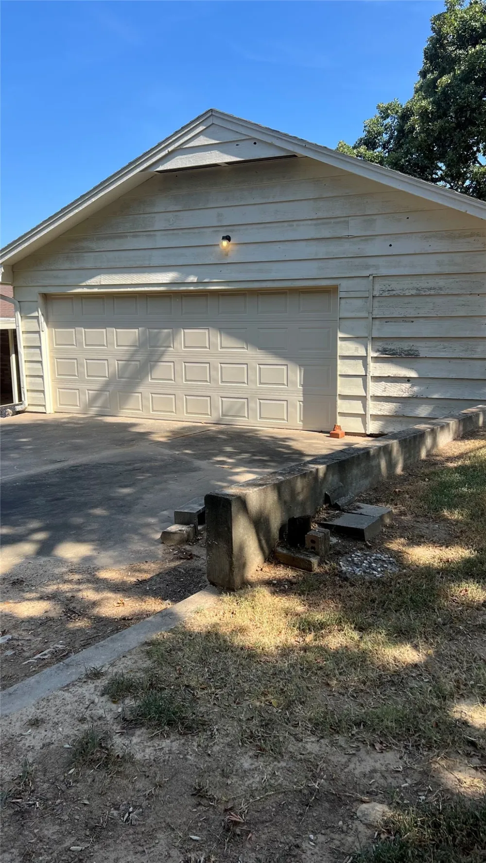 1802 Mockingbird McAlester, OK 74501