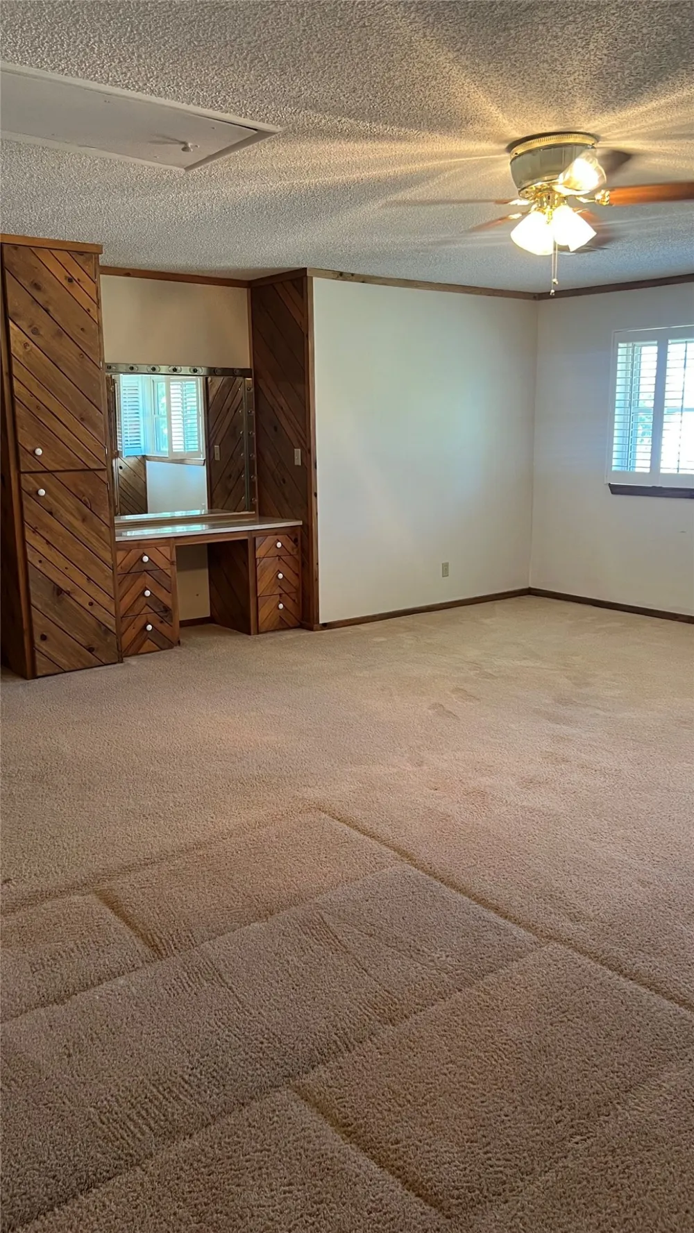 1802 Mockingbird McAlester, OK 74501