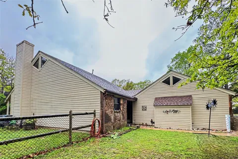 105 Summit Ridge Drive
