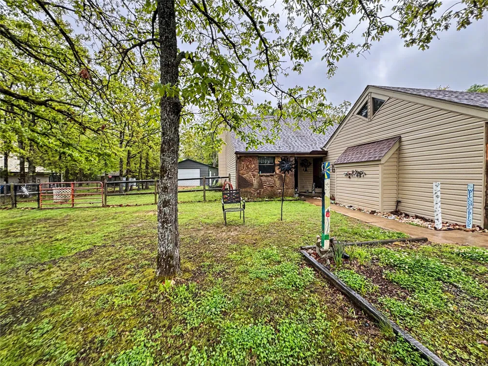 105 Summit Ridge Drive Tahlequah, OK 74464