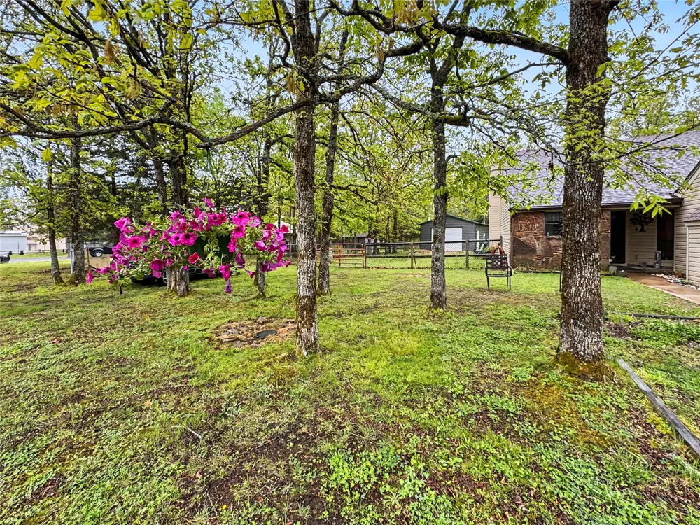 105 Summit Ridge Drive Tahlequah, OK 74464