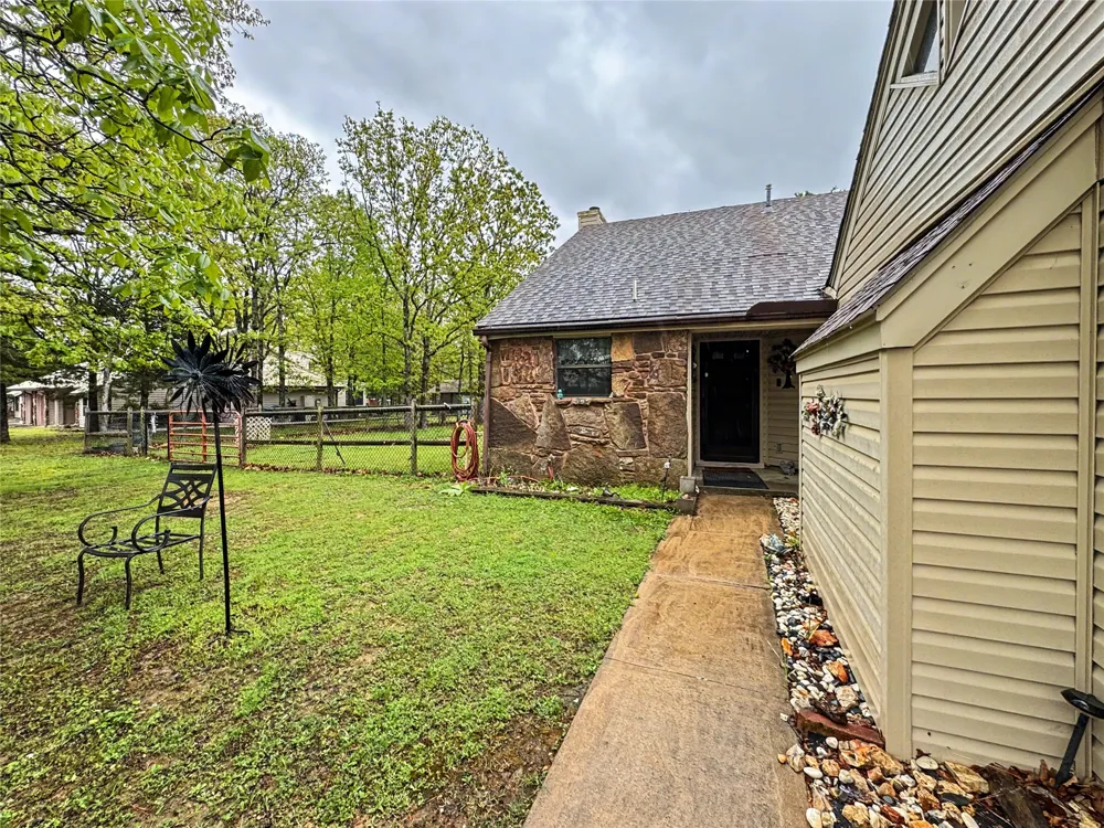 105 Summit Ridge Drive Tahlequah, OK 74464