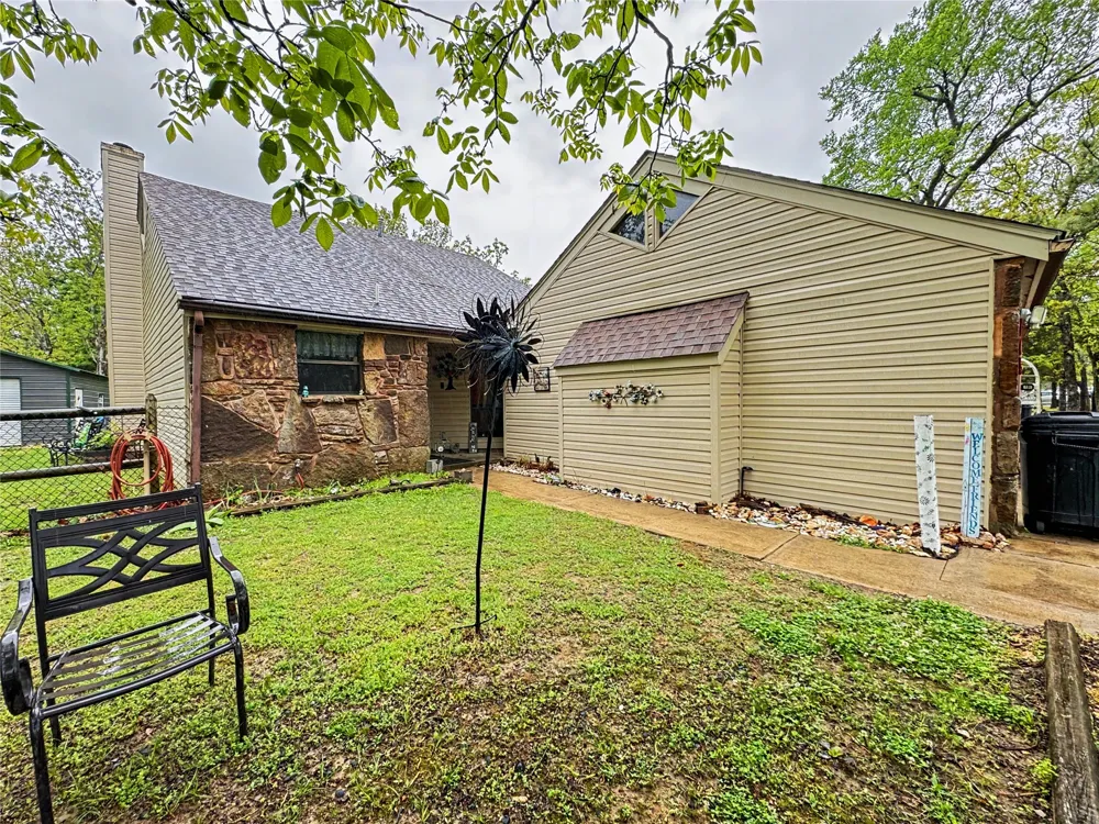 105 Summit Ridge Drive Tahlequah, OK 74464