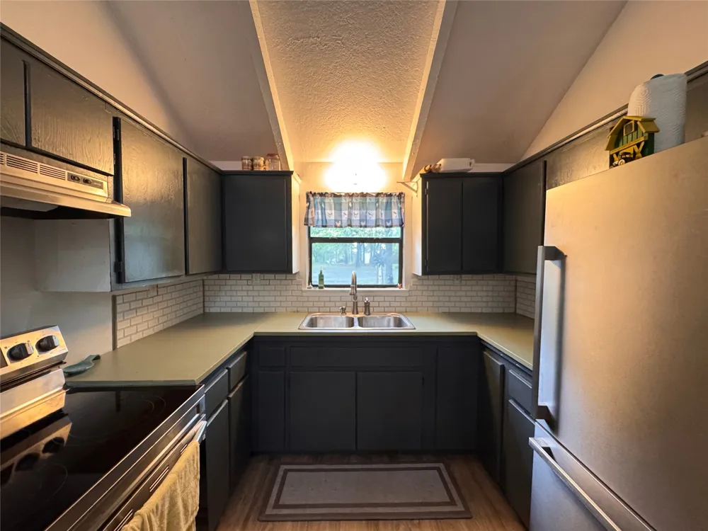 105 Summit Ridge Drive Tahlequah, OK 74464