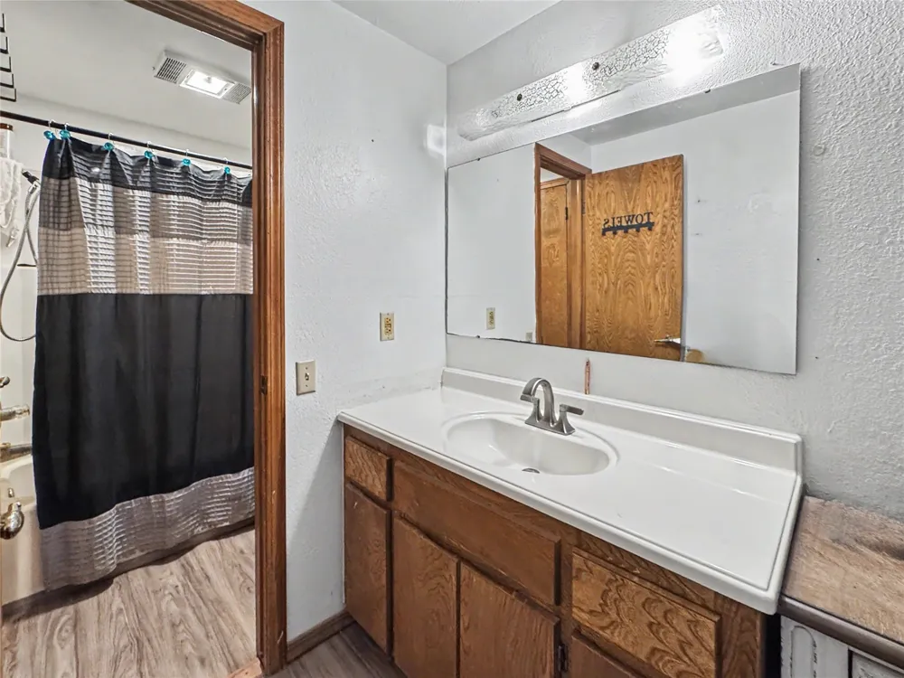 105 Summit Ridge Drive Tahlequah, OK 74464