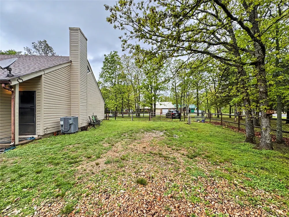 105 Summit Ridge Drive Tahlequah, OK 74464