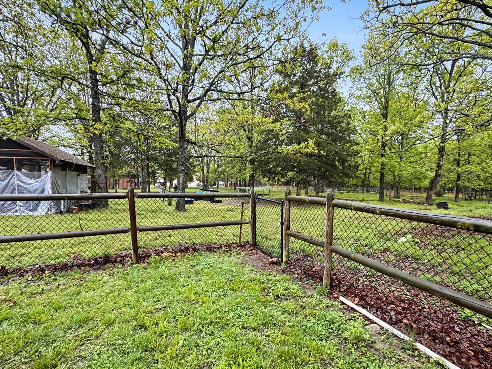 105 Summit Ridge Drive Tahlequah, OK 74464