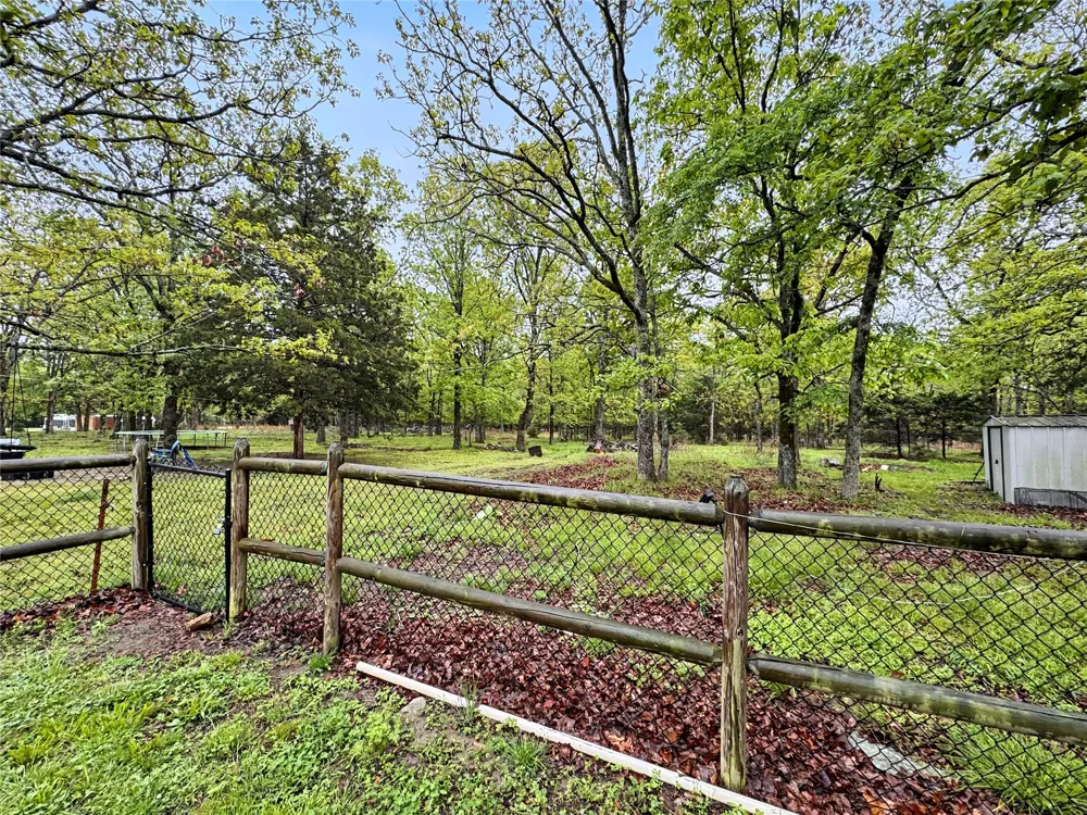 105 Summit Ridge Drive Tahlequah, OK 74464