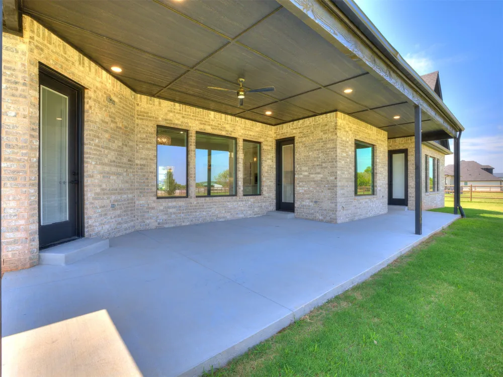 3211 E 169th Street S Bixby, OK 74008