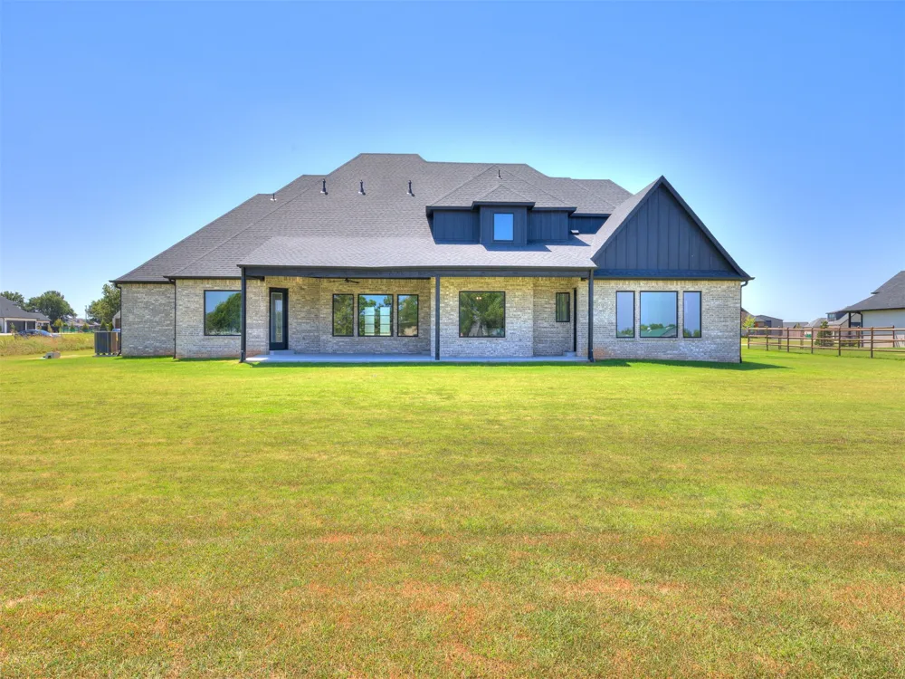 3211 E 169th Street S Bixby, OK 74008