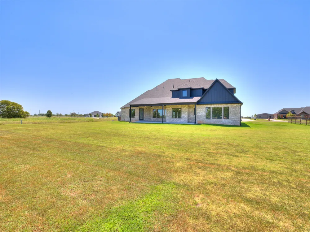 3211 E 169th Street S Bixby, OK 74008