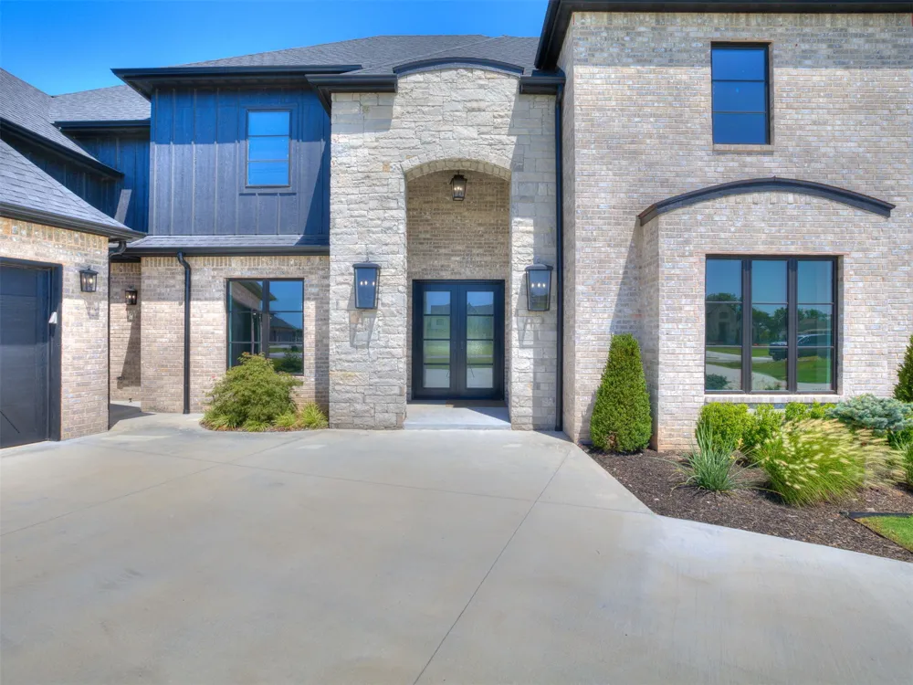 3211 E 169th Street S Bixby, OK 74008