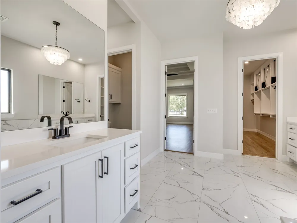 3211 E 169th Street S Bixby, OK 74008