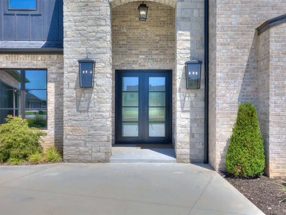 3211 E 169th Street S Bixby, OK 74008