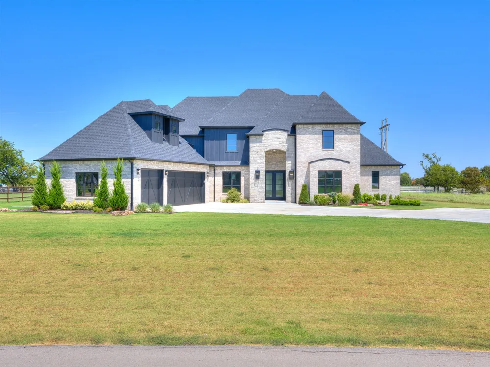 3211 E 169th Street S Bixby, OK 74008