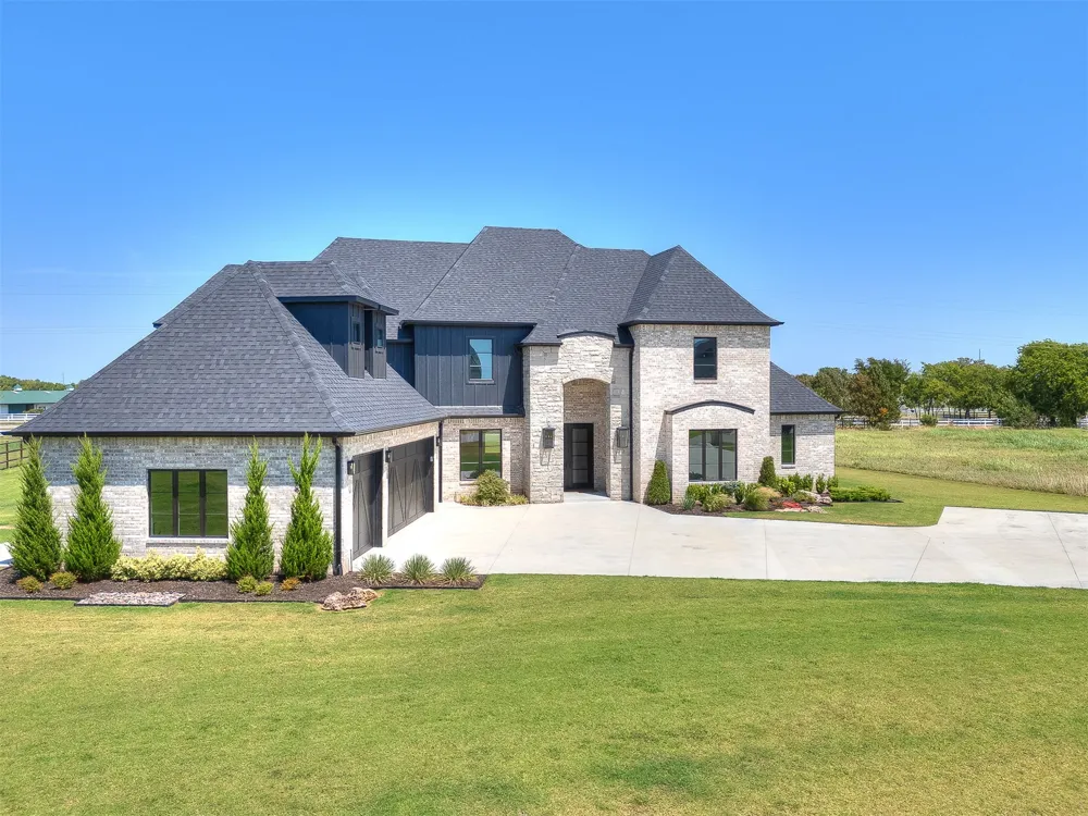 3211 E 169th Street S Bixby, OK 74008
