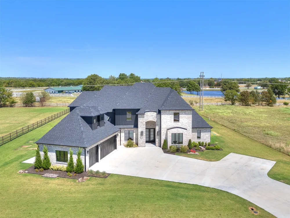 3211 E 169th Street S Bixby, OK 74008