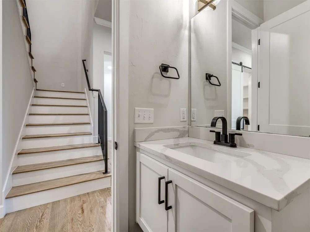3211 E 169th Street S Bixby, OK 74008