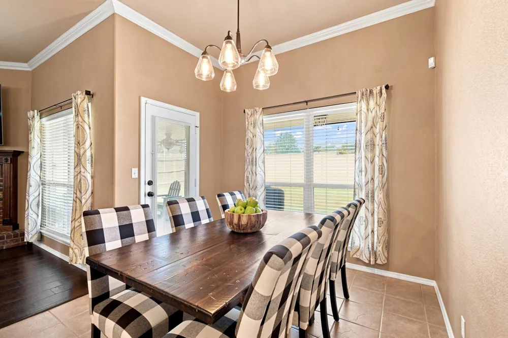 7424 E Indianola Street Broken Arrow, OK 74014