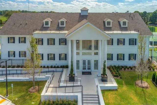 7424 E Indianola Street Broken Arrow, OK 74014