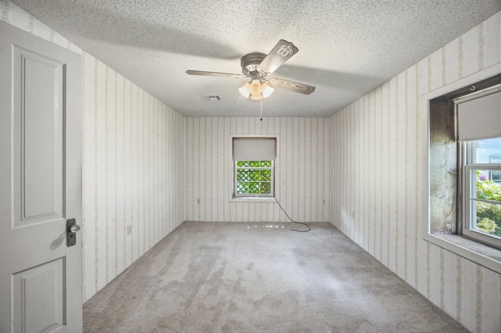 33 House Street Eufaula, OK 74432