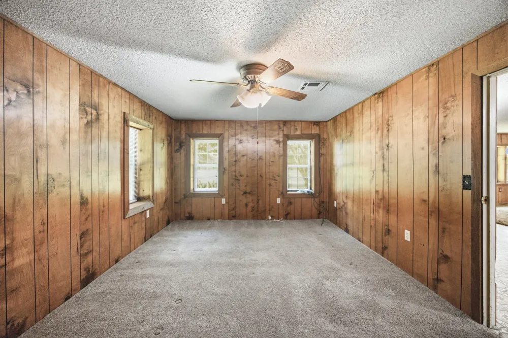 33 House Street Eufaula, OK 74432