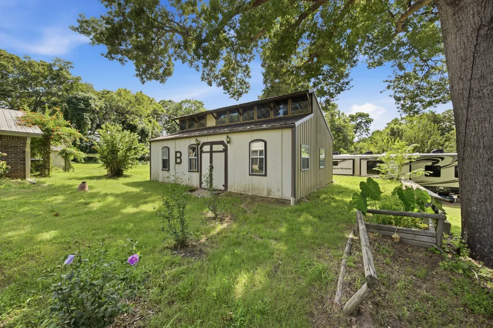 33 House Street Eufaula, OK 74432