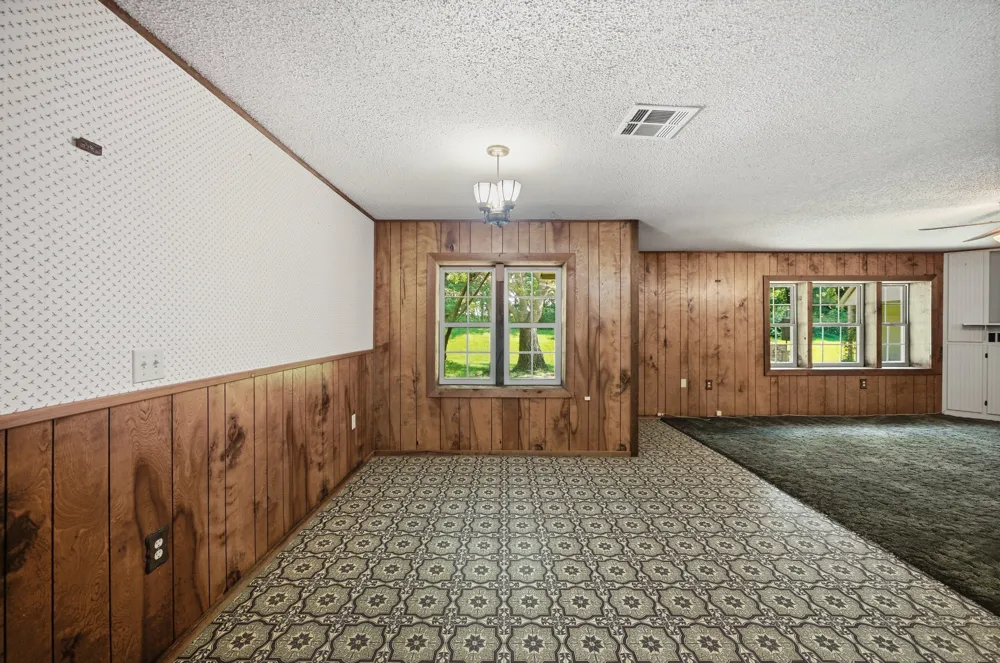 33 House Street Eufaula, OK 74432