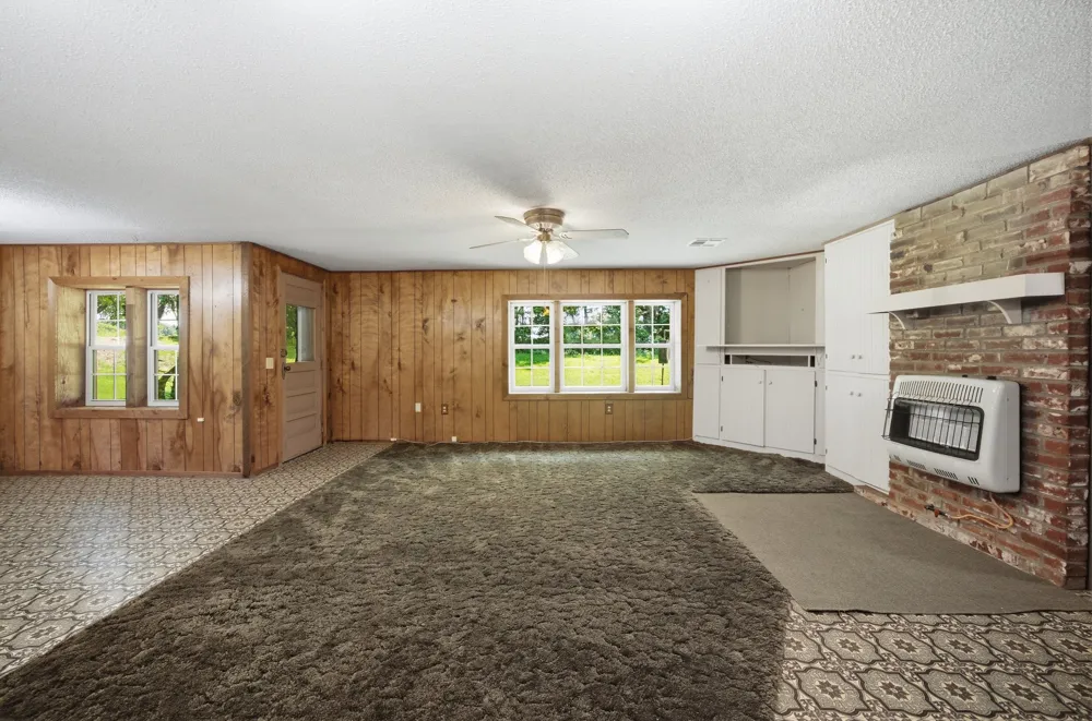 33 House Street Eufaula, OK 74432