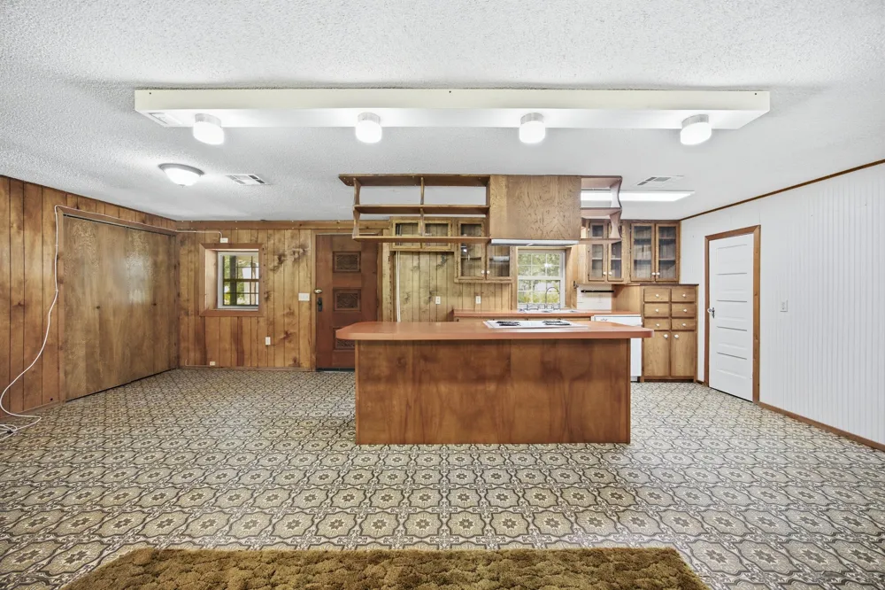 33 House Street Eufaula, OK 74432