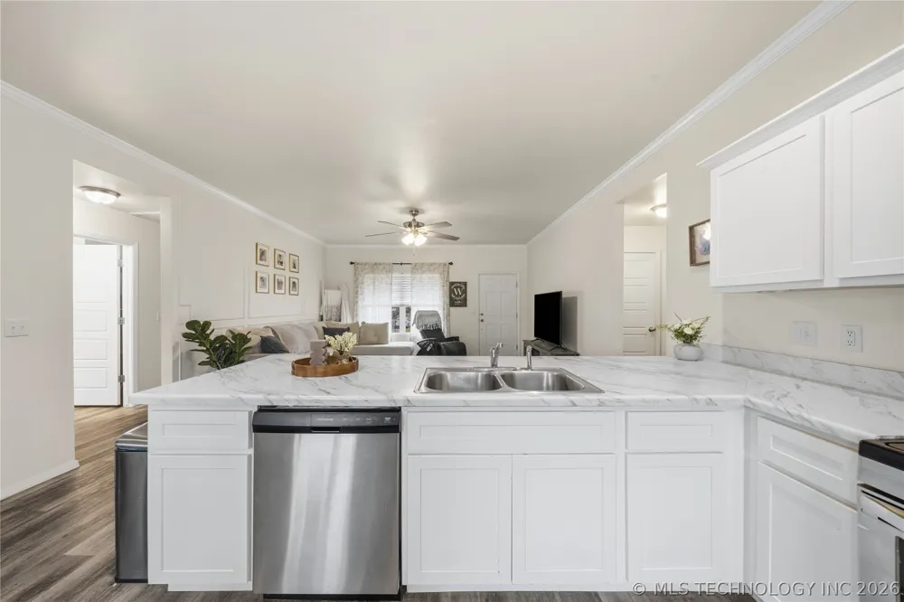 1510 E Urbana Street Broken Arrow, OK 74012