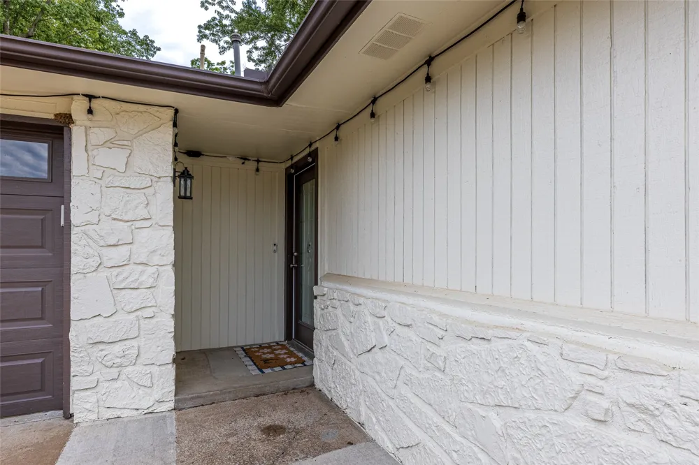 833 W 23rd Street Claremore, OK 74017
