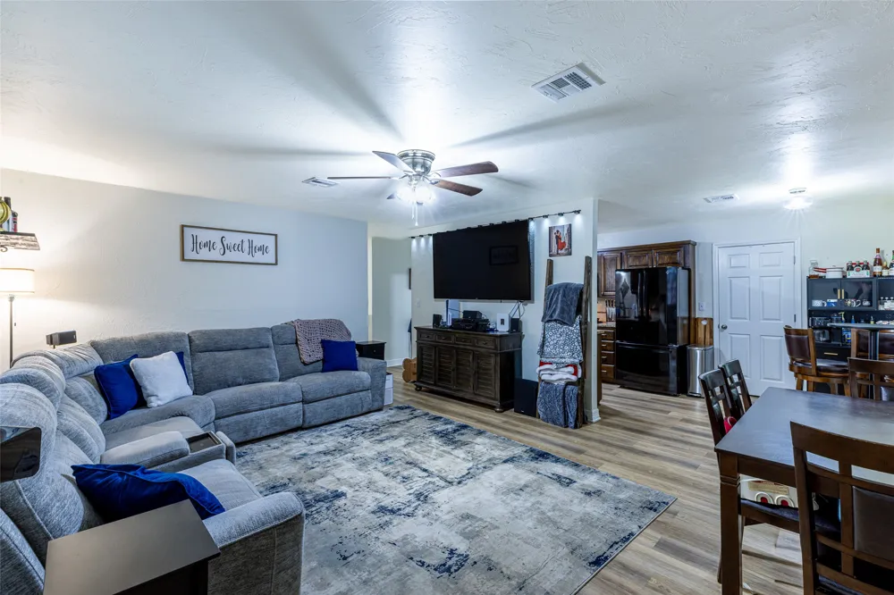 833 W 23rd Street Claremore, OK 74017