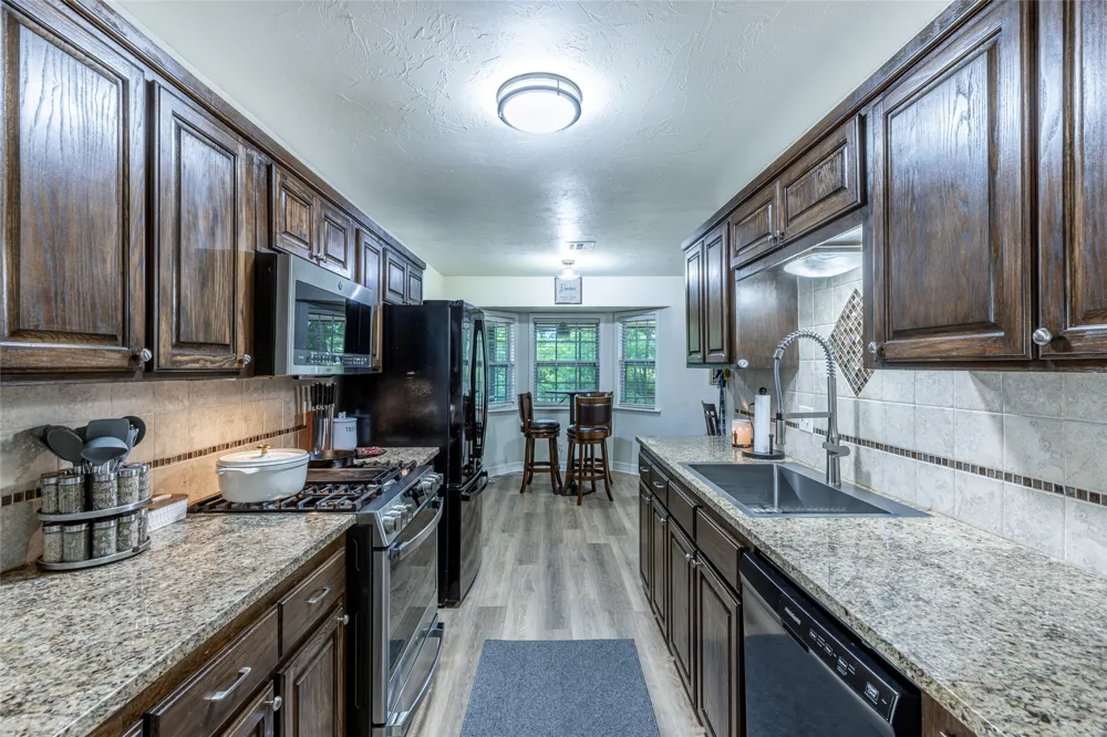 833 W 23rd Street Claremore, OK 74017