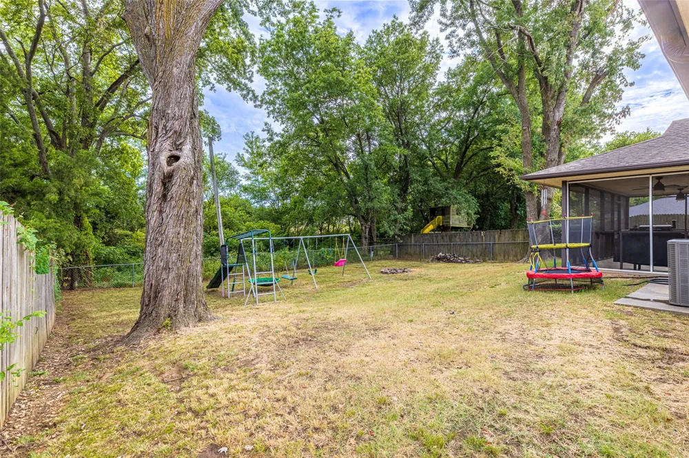 833 W 23rd Street Claremore, OK 74017