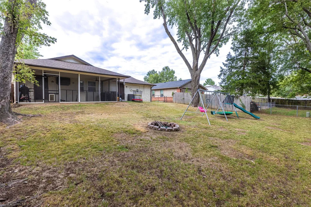 833 W 23rd Street Claremore, OK 74017