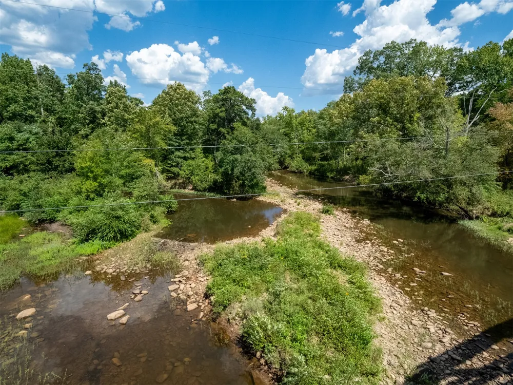 Indian Trail Smithville, OK 74957