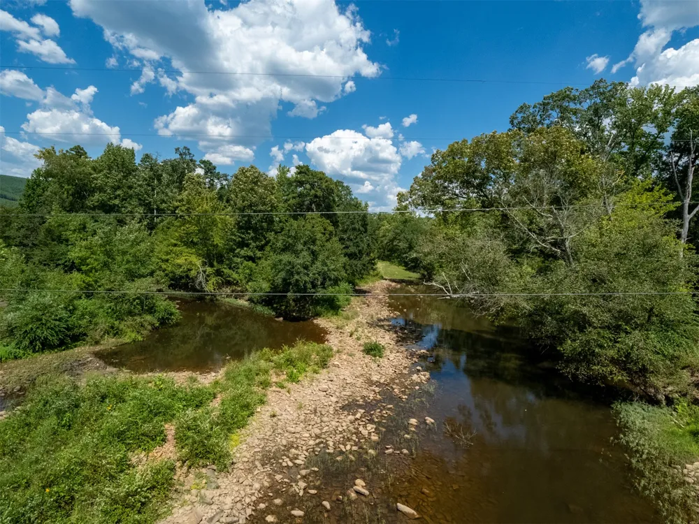 Indian Trail Smithville, OK 74957