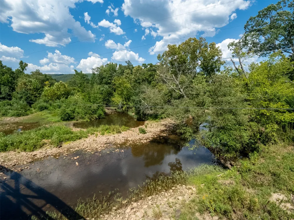 Indian Trail Smithville, OK 74957
