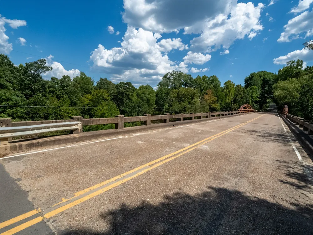 Indian Trail Smithville, OK 74957