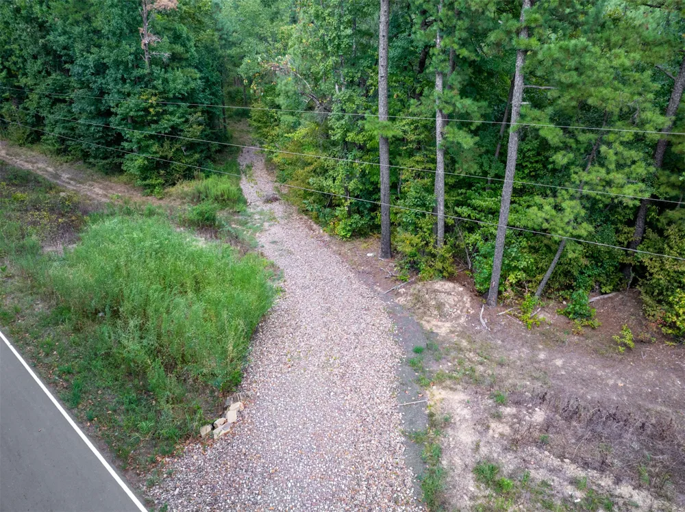 Indian Trail Smithville, OK 74957