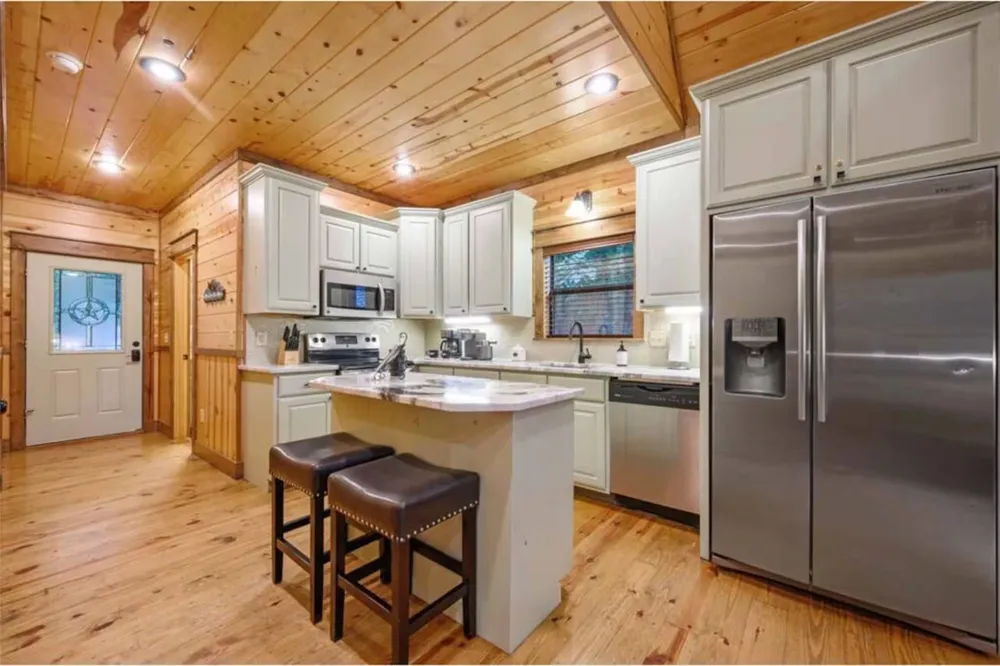 237 High Peak Trail Broken Bow, OK 74728