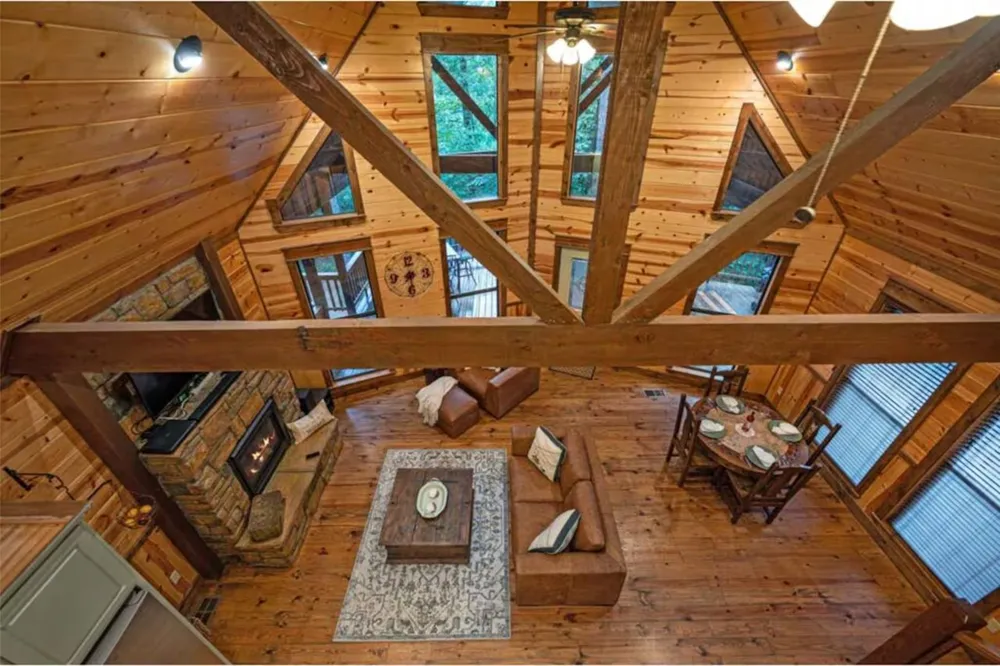 237 High Peak Trail Broken Bow, OK 74728