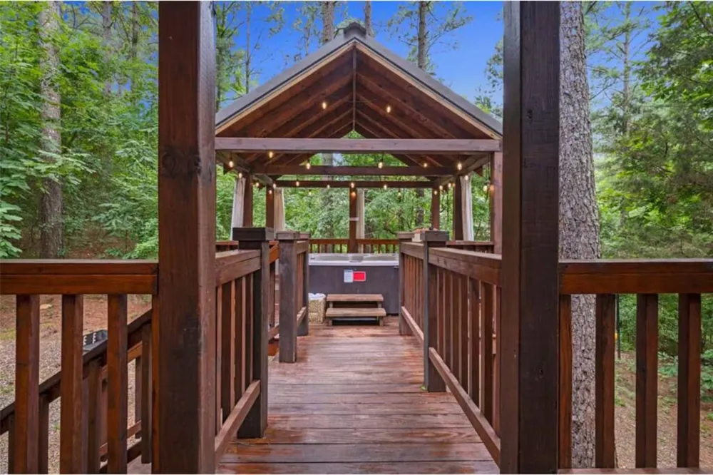 237 High Peak Trail Broken Bow, OK 74728
