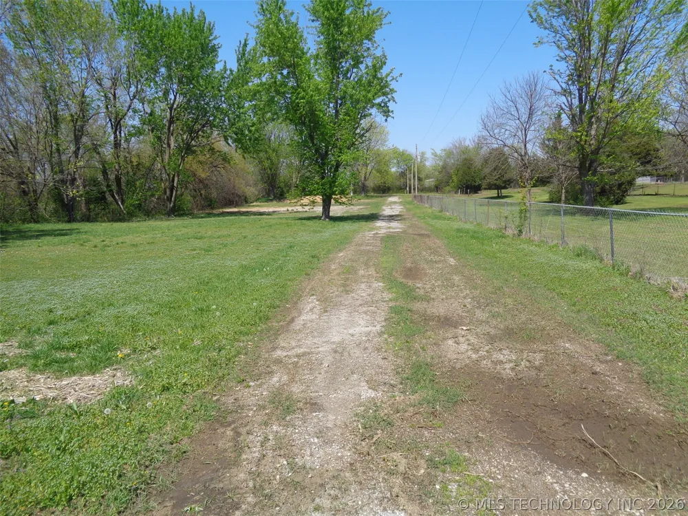 16825 E 116th Street Collinsville, OK 74021