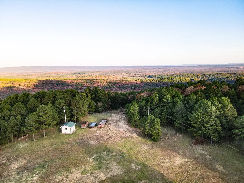 9915 SE Highway 2 Wilburton, OK 74578