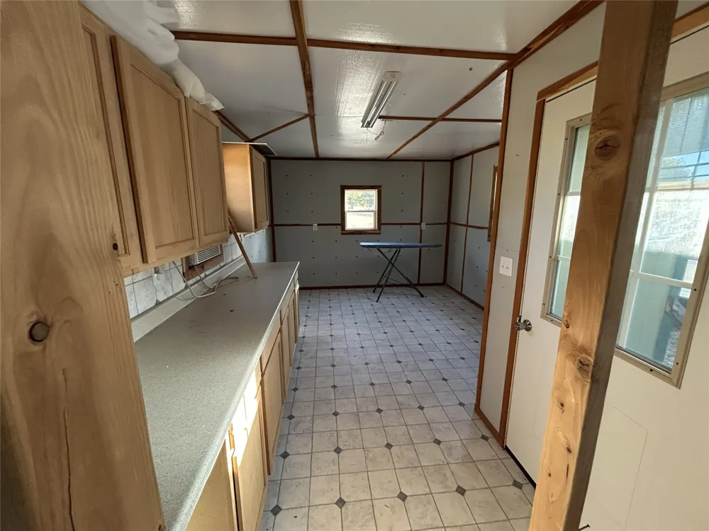 9915 SE Highway 2 Wilburton, OK 74578