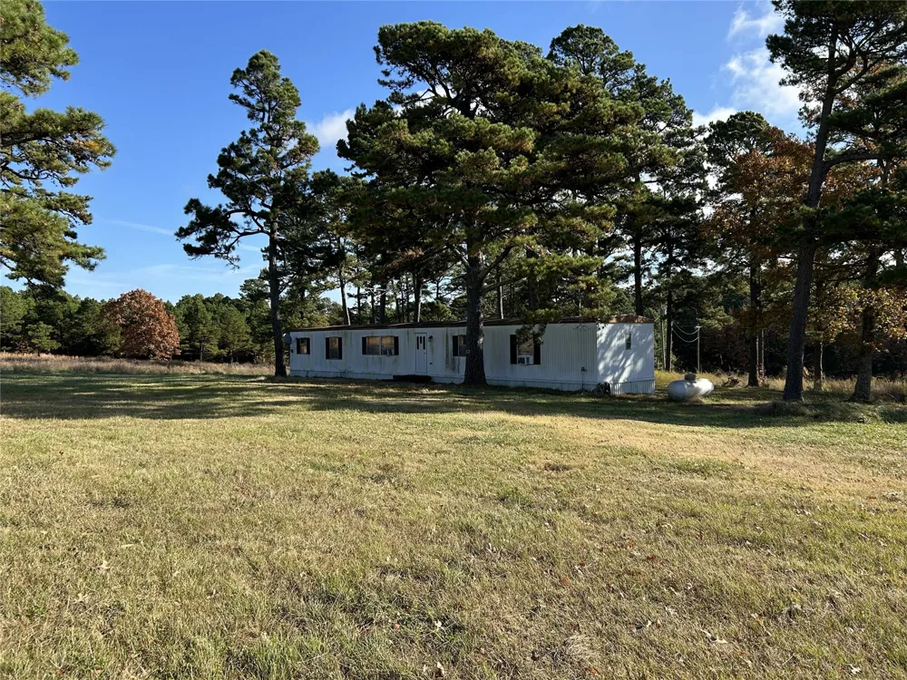 9915 SE Highway 2 Wilburton, OK 74578